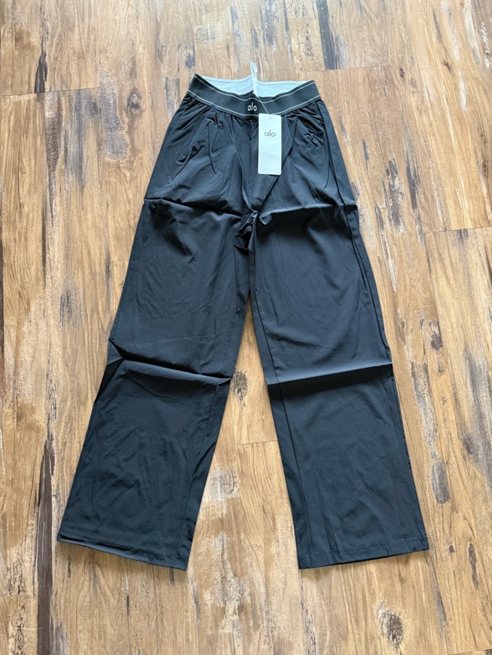 ALO Yoga Black Wide Leg Flare Jeans
